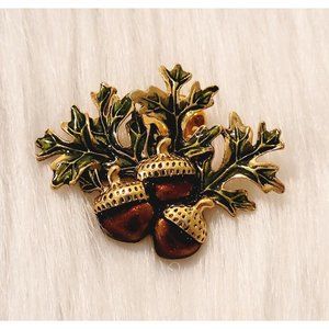 VINtage Avon Signed Acorn Guilloche Enamel Pin‎ Gold Tone Metal Nature 15104